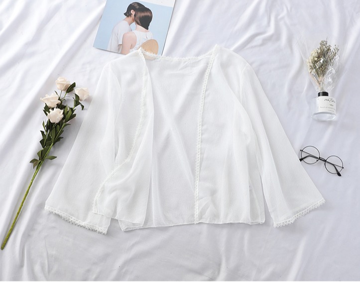 Áo Khoác Voan Mỏng Viền Ren