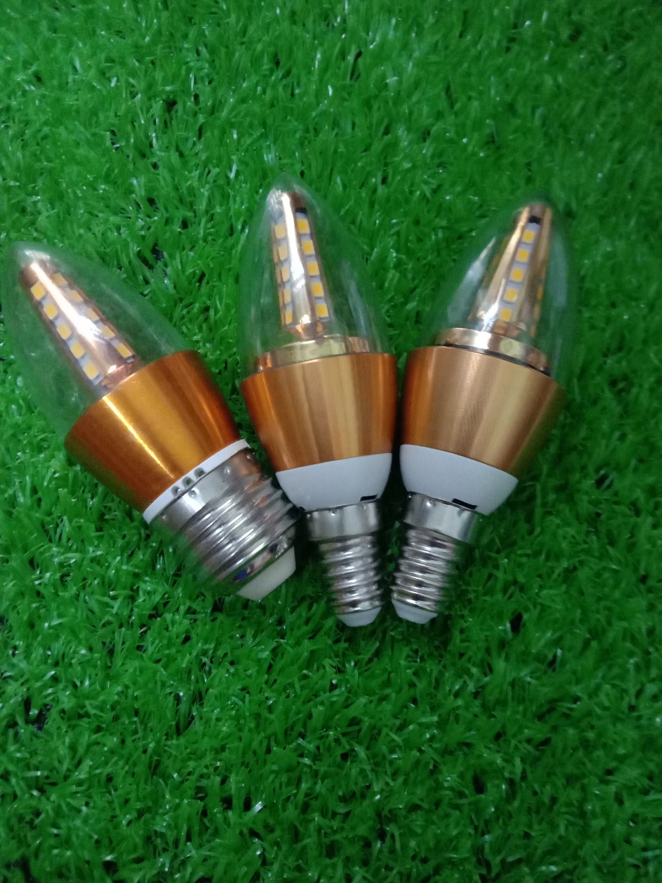 Bóng đèn led nến đui E14,E27 dùng trang trí