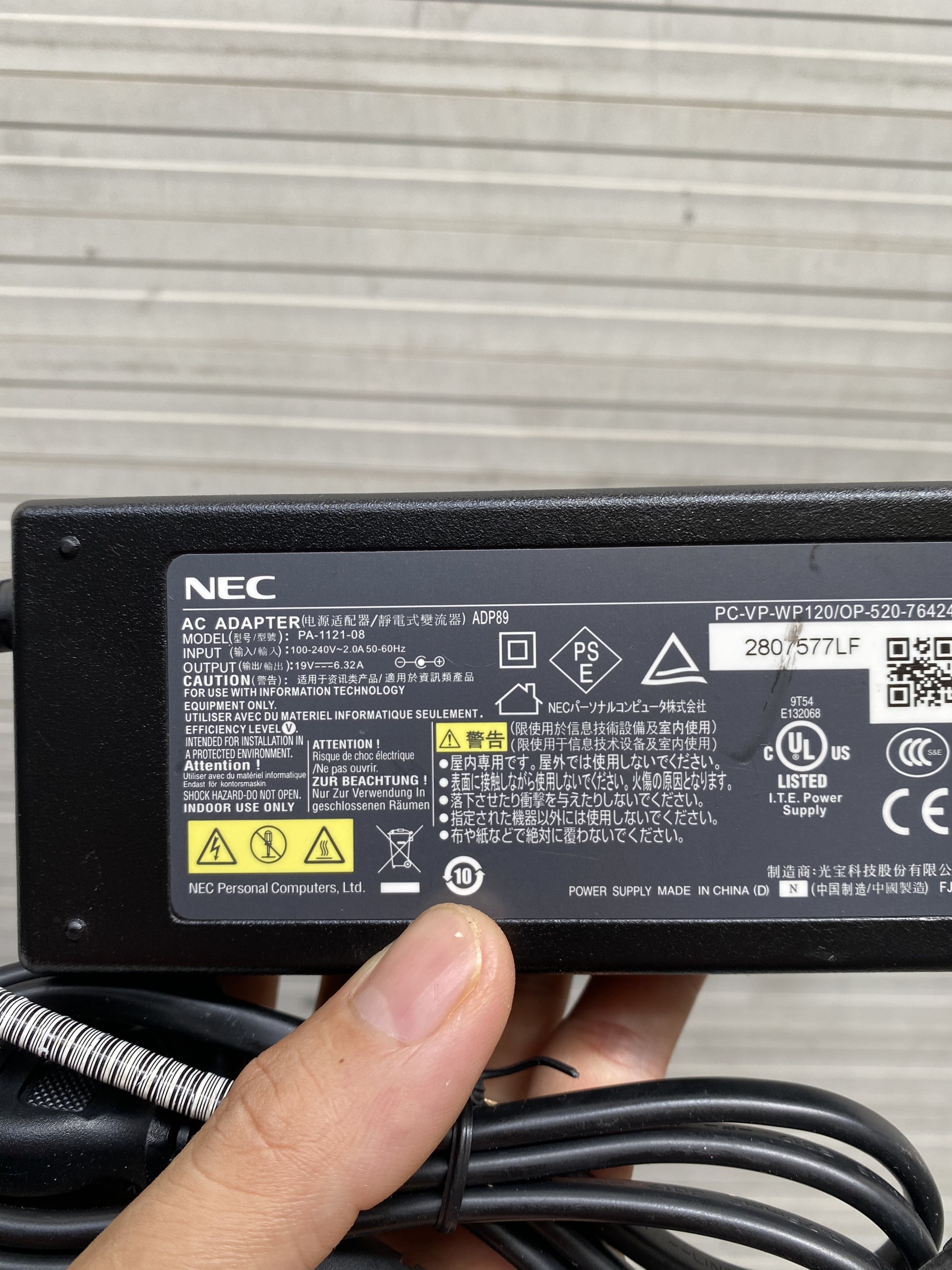 Bộ sạc laptop Nec 19V-6.32A dùng cho laptop Asus , Toshiba 19V 6.32A