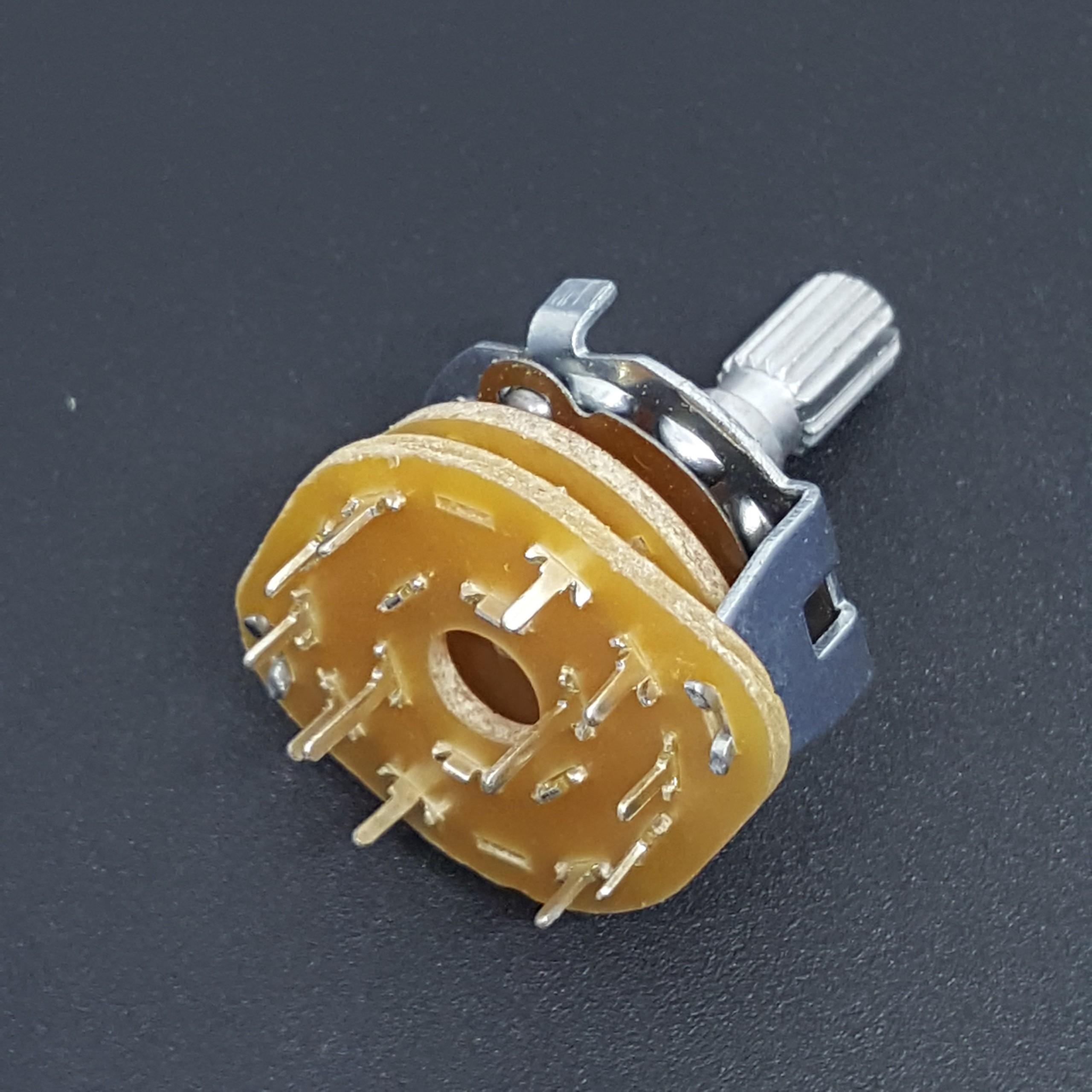 2 con công tắc 5 chế độ 2r5