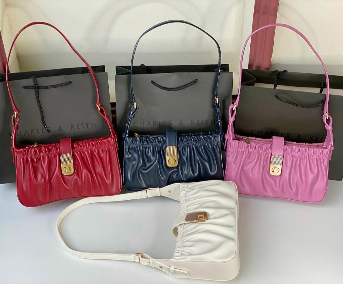 Túi xách  mẫu mới sẵn 4 màu CK2-20270786  Size: 26cmx9cmx14cm