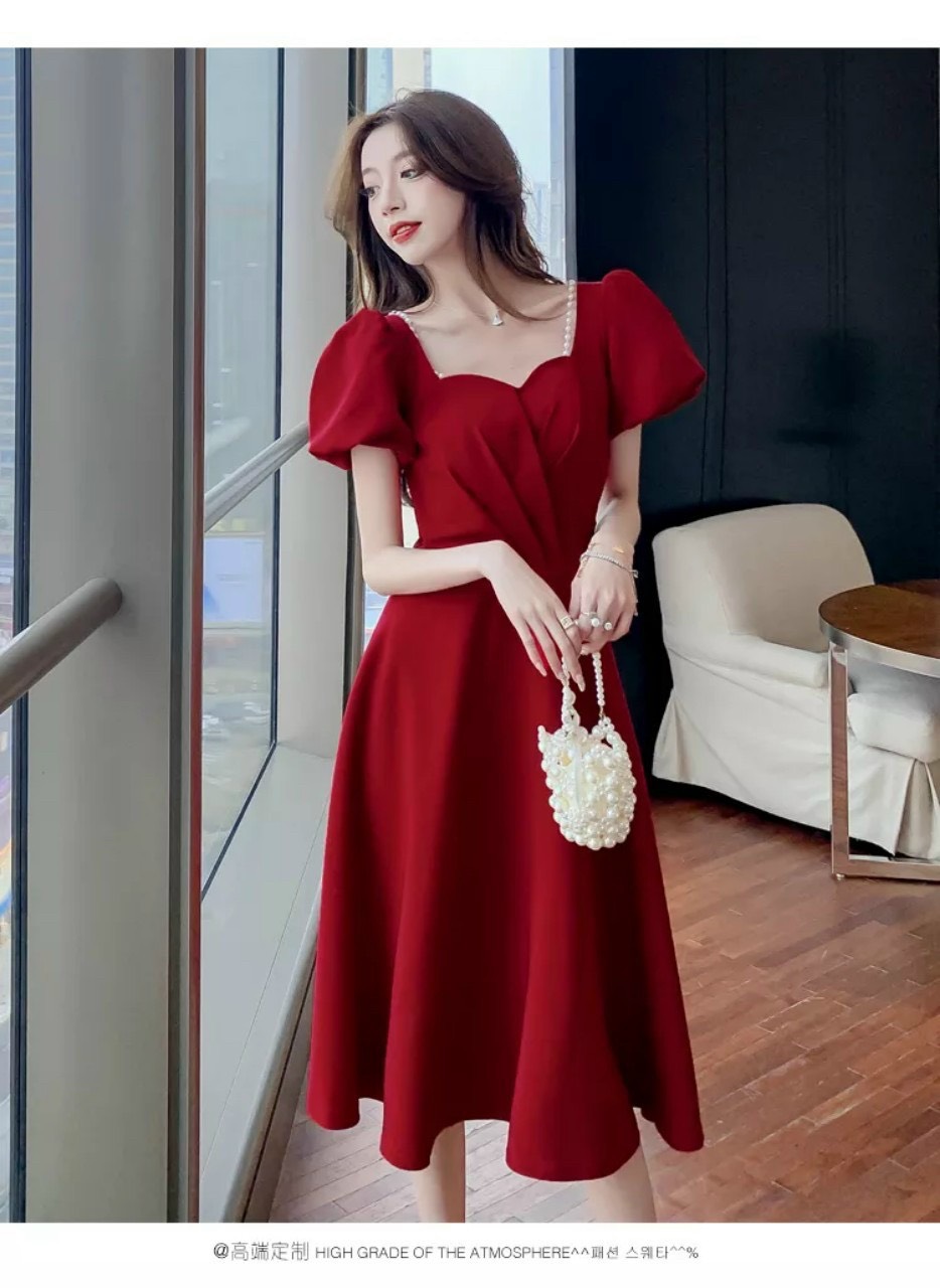 Đầm cổ vuông dáng suông nhẹ cổ vuông ngắn tay ké cườm cao cấp