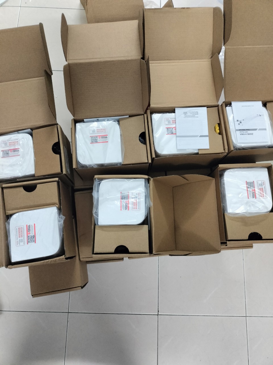 Mesh wifi viettel h916a -hàng thu hồi trắng đẹp như mới -đầy đủ phụ kiện 2 băng tần 2.4 & 5g