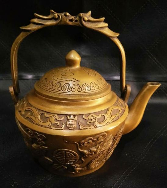 Ấm Trà Cổ Bằng Đồng Thau mã MT01 hình hoa văn Rồng Phượng