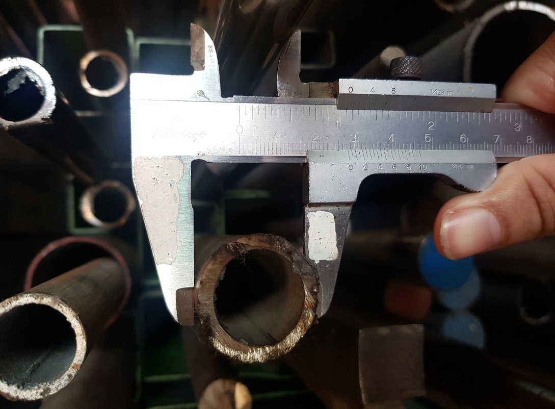 Ống thép đúc Inox 304 không gỉ đường kính phi 27mm dày 3mm dài 1000mm, sử dụng trong cơ cấu ống trượt, dẫn hướng