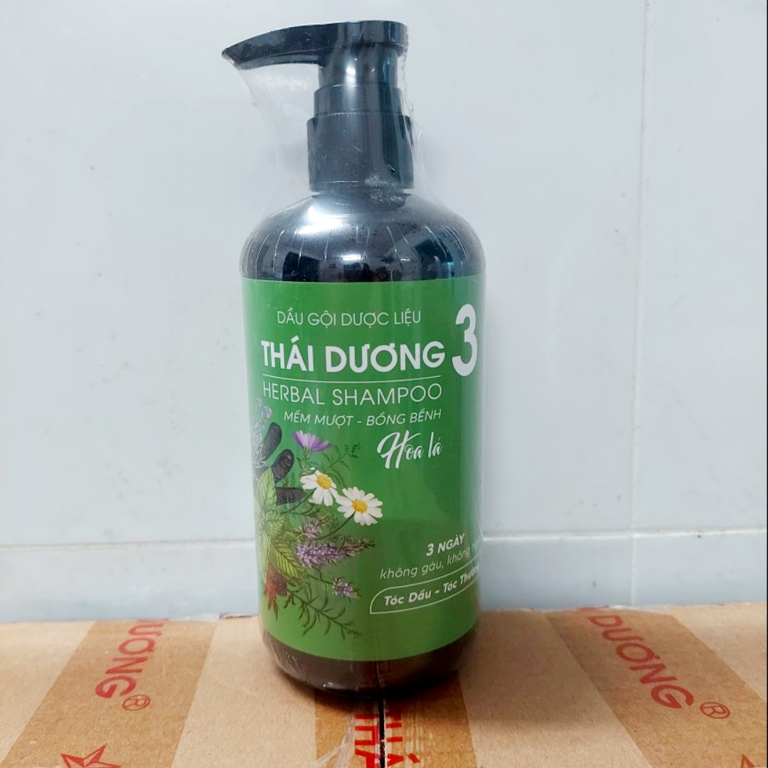 [HCM]Dầu gội dược liệu thái dương 3 mùi lá 500ml (  SAO THÁI DƯƠNG)