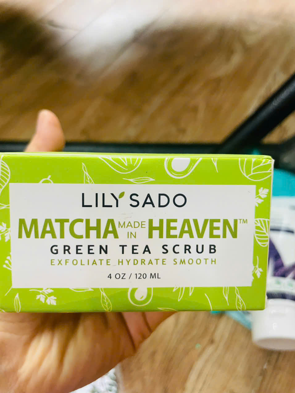 Tẩy da chết đường LILY SADO MATCHA MADE IN HEAVEN 120ml,giúp tẩy tế bào chết,giảm mụn, thu nhỏ lỗ chân lông