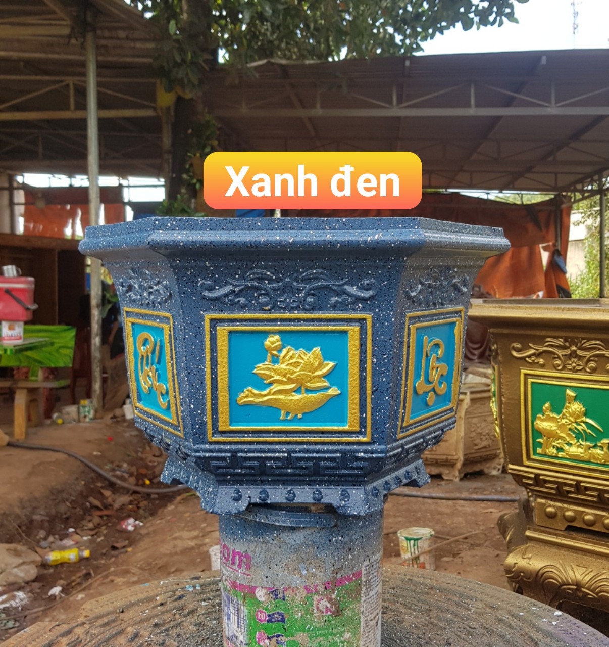Sơn chậu kiểng hệ nước Okay màu XANH ĐEN lon 1kg - Tặng kèm cọ