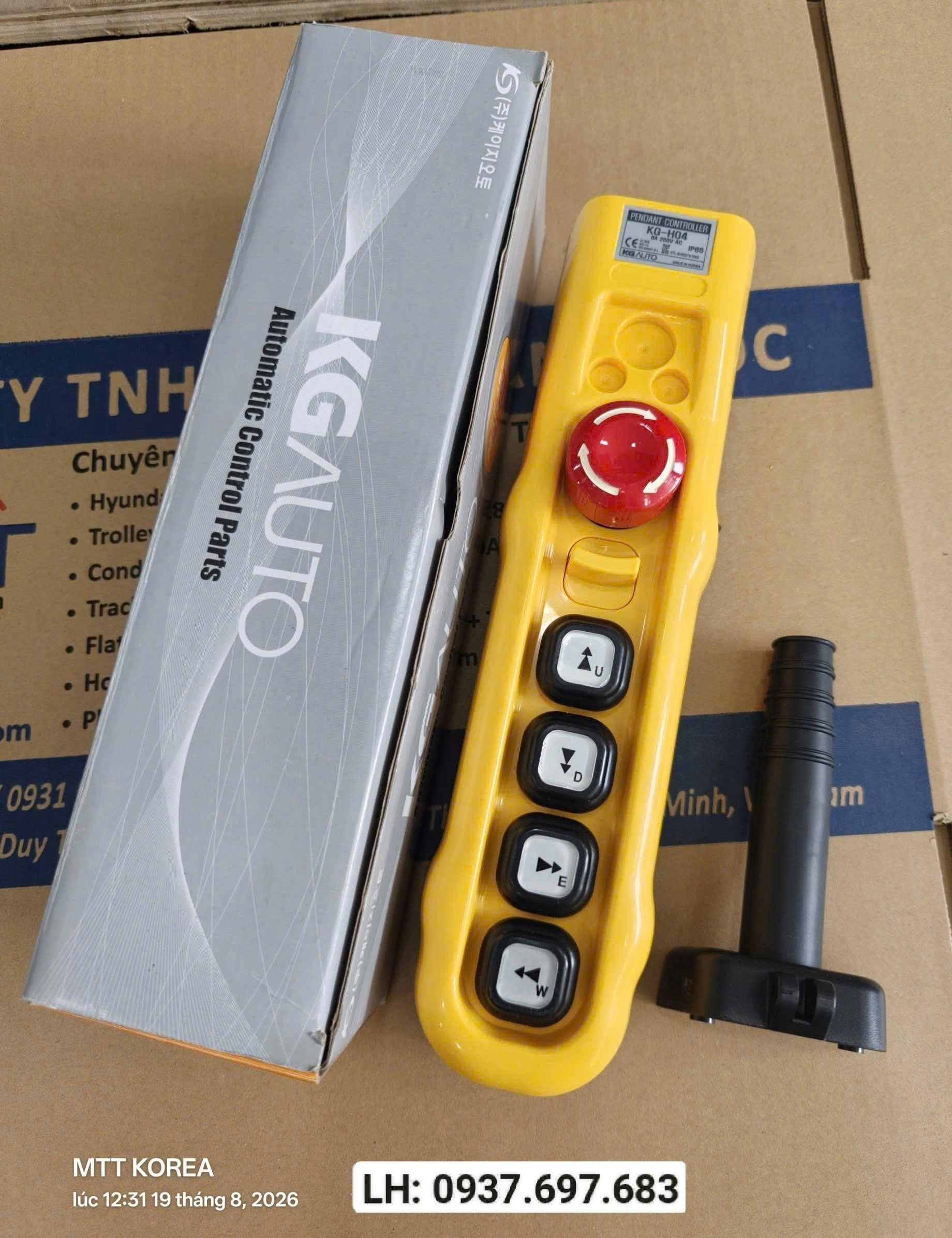 Tay điều khiển cầu trục H04ECC