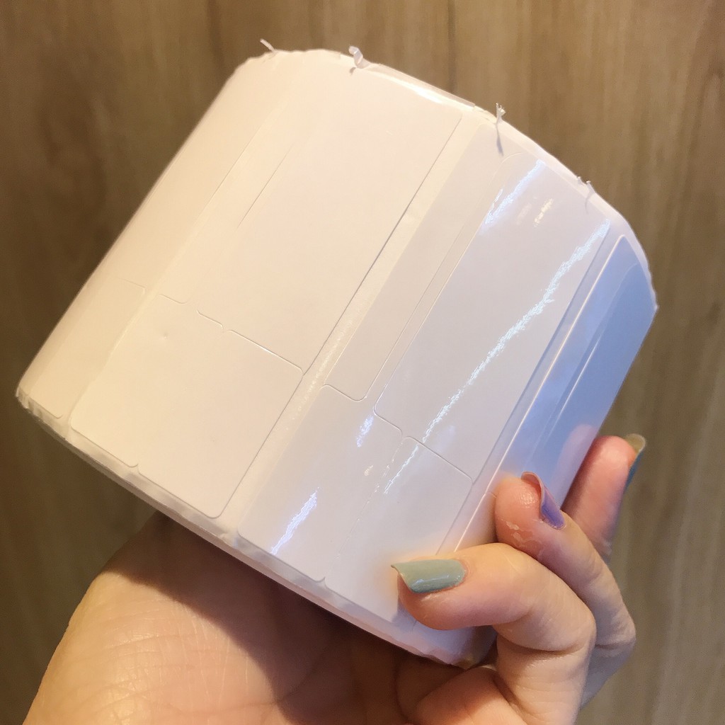 Cuộn 3000 tem dán nhẫn tag dán chuỗi vòng, hỗ trợ ghi giá sản phẩm, ghi giá nhẫn, giá vòng.