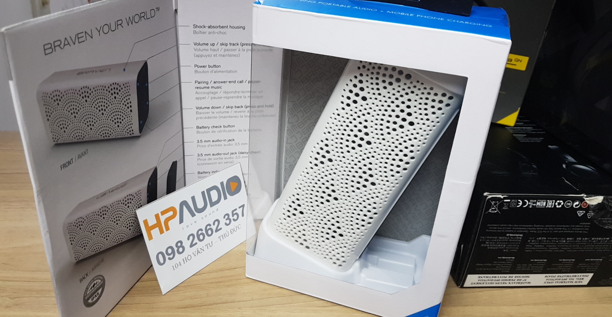 Loa di động bluetooth braven lux