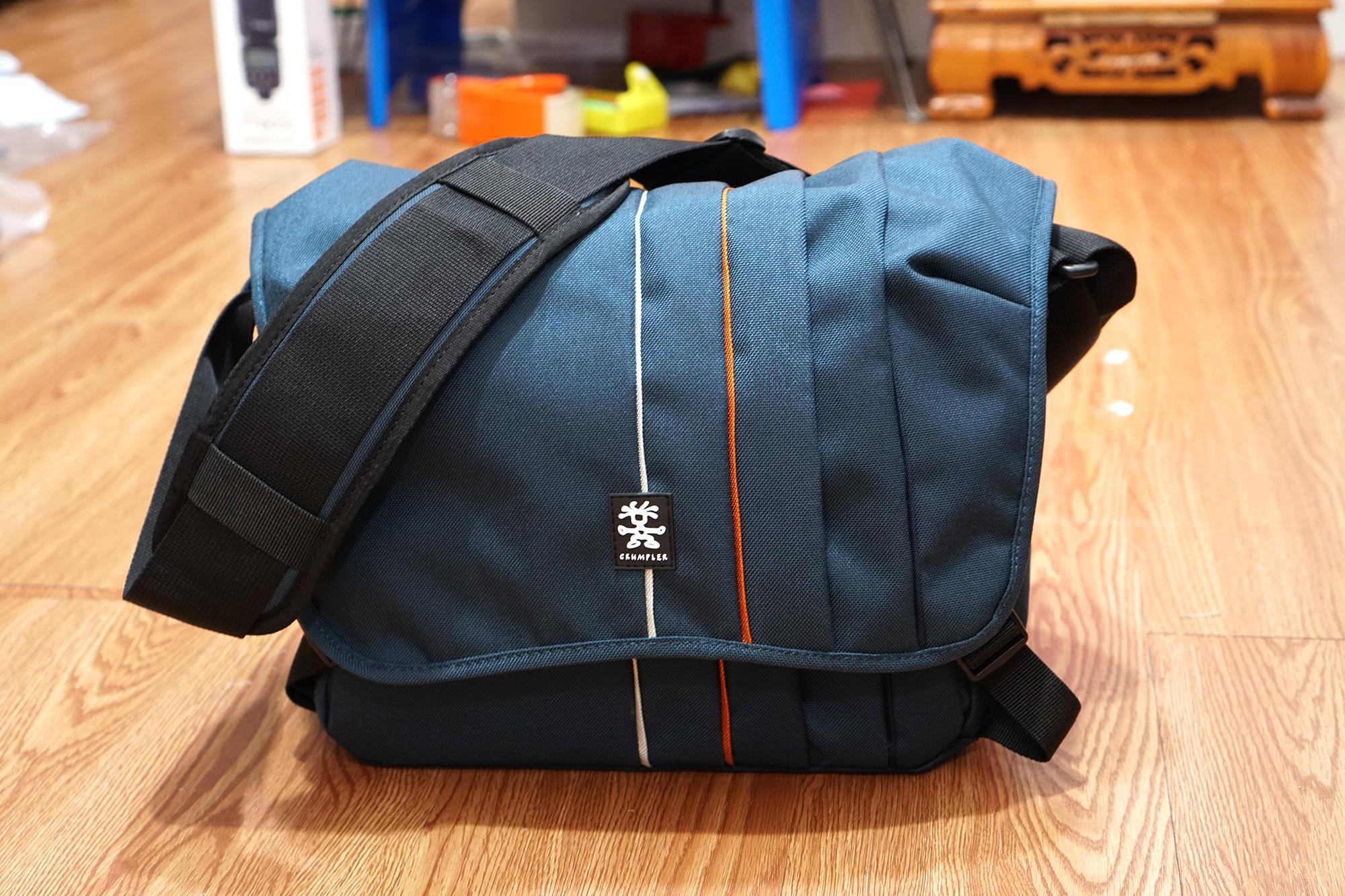Túi đựng máy ảnh Crumpler 7500