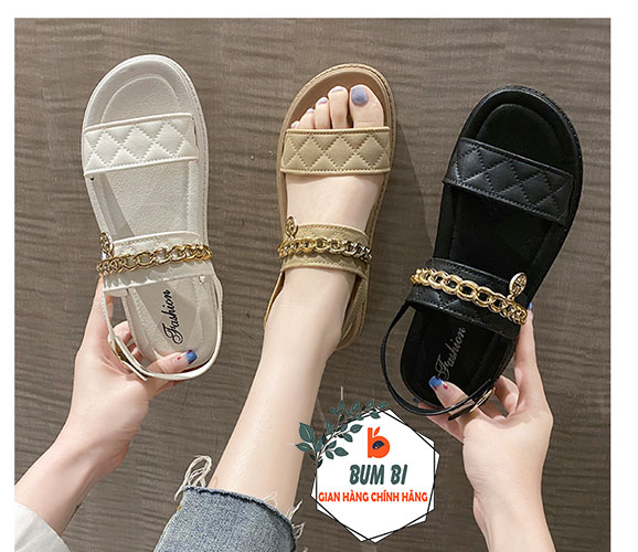  Giày sandal nữ đi học quai ngang phối dây xích thời trang cá tính Dép sandal Hàn Quốc quai ngang đế bằng năng động - BUMSTORE 