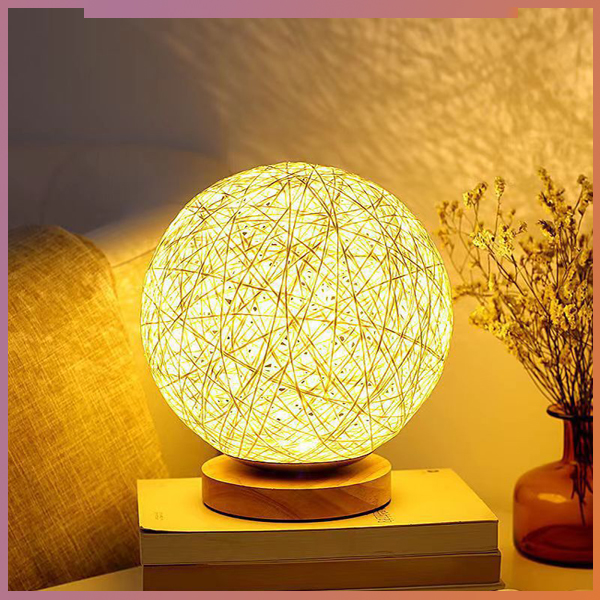 Đèn decor, đèn trang trí phòng ngủ cầu mây D04