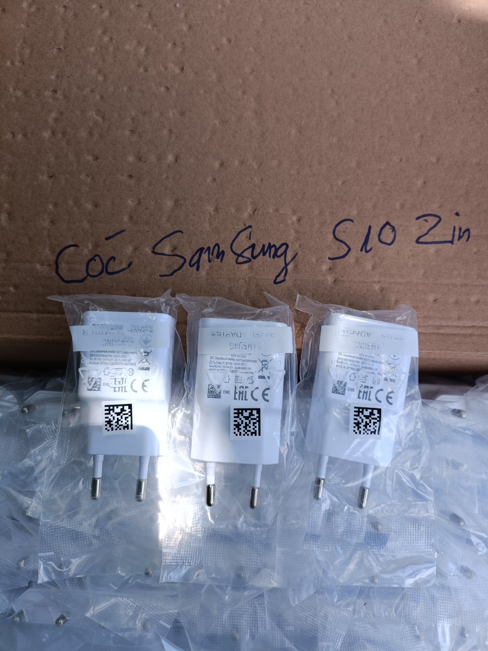 Cóc sạc ss galaxy S10 Zin sạc nhanh 15W sài được cho các dòng điện thoại khác giá thanh lý siêu rẻ
