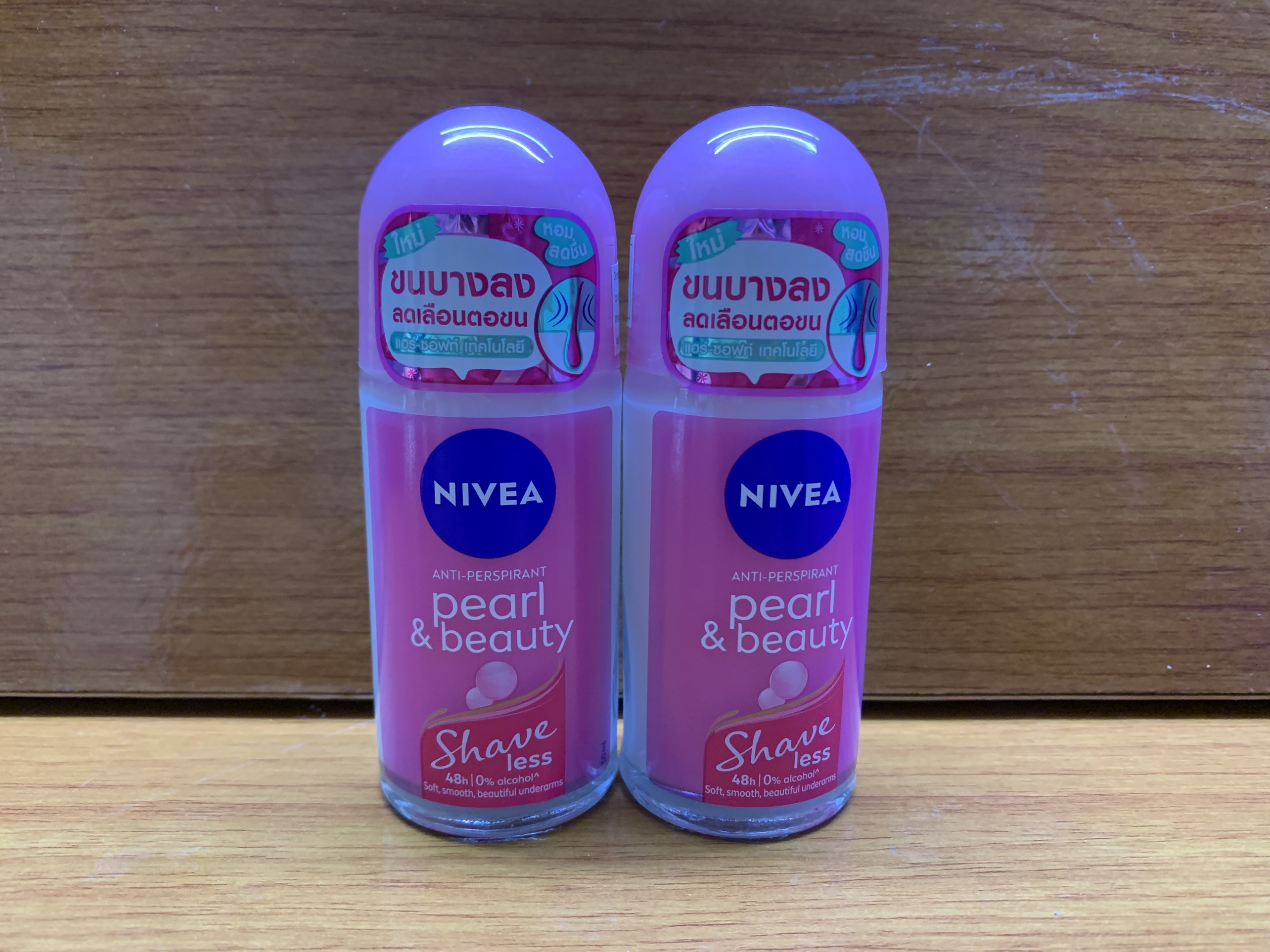 COMBO 2 chai lăn khử mùi Nivea Pearl & Beauty ngọc trai hồng 50ml-Cam kết chuẩn