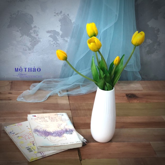 [ẢNH SHOP CHỤP] Bó Hoa Tuylip Cao Su Non Hoa Giả Cao Cấp  Cắm Lọ Hoa Decor Trang Trí Nhà Cửa, Chụp Ảnh Sản Phẩm