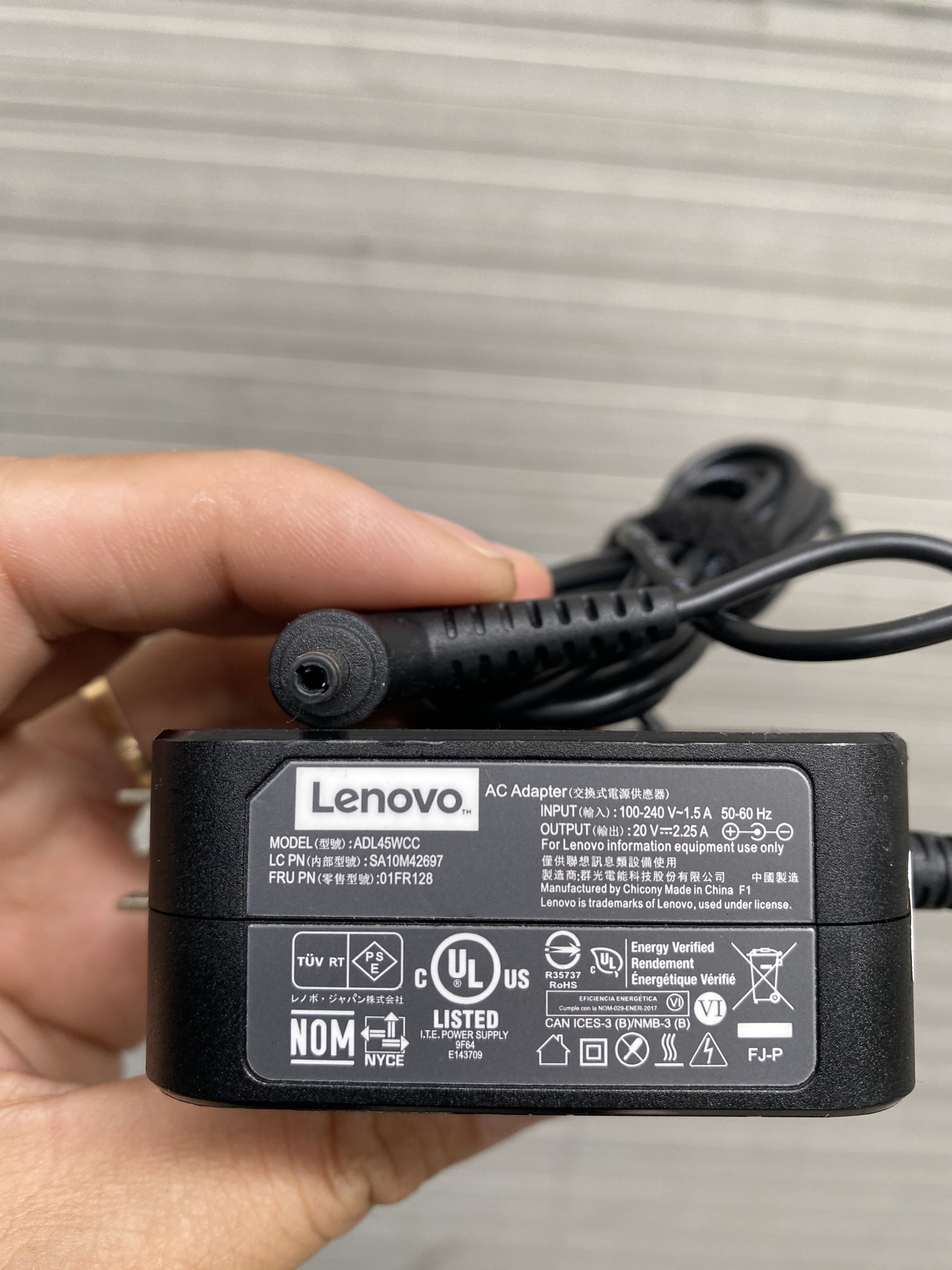 Sạc laptop lenovo 20V 2.25A