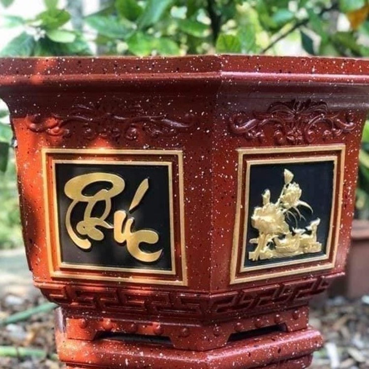 Khuôn đúc chậu cây cảnh lục giác 60cm*cao 45cm