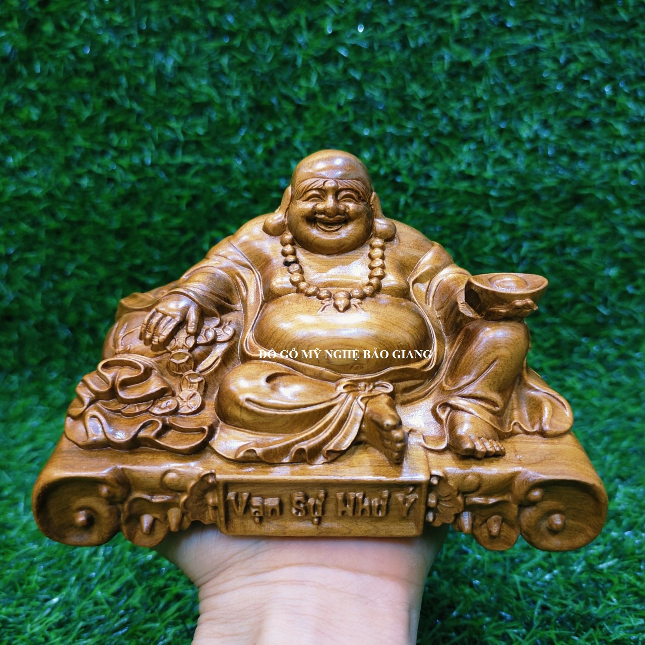 Tượng phật di lặc gỗ bách xanh