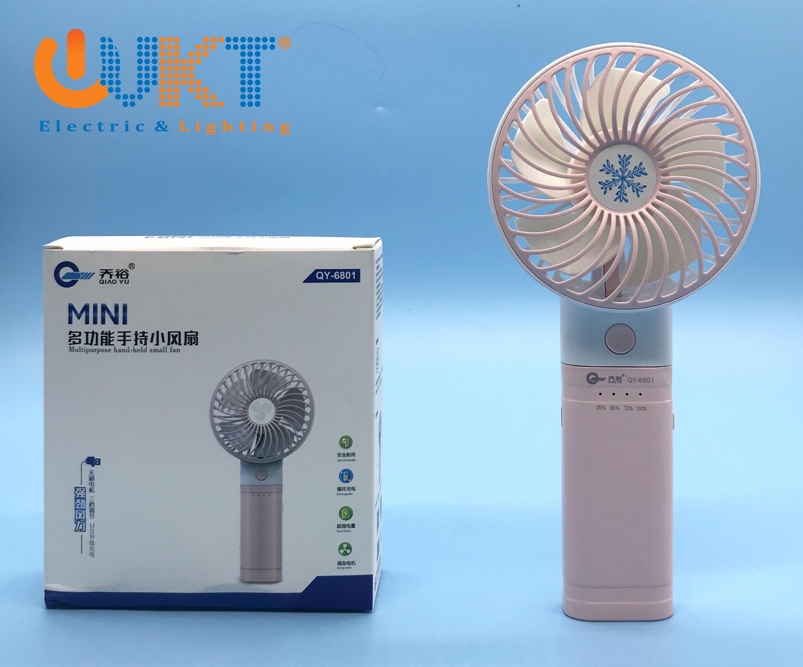 Quạt cầm tay mini đa năng sạc dự phòng với dung lượng pin siêu lớn 3000mah qy-6801