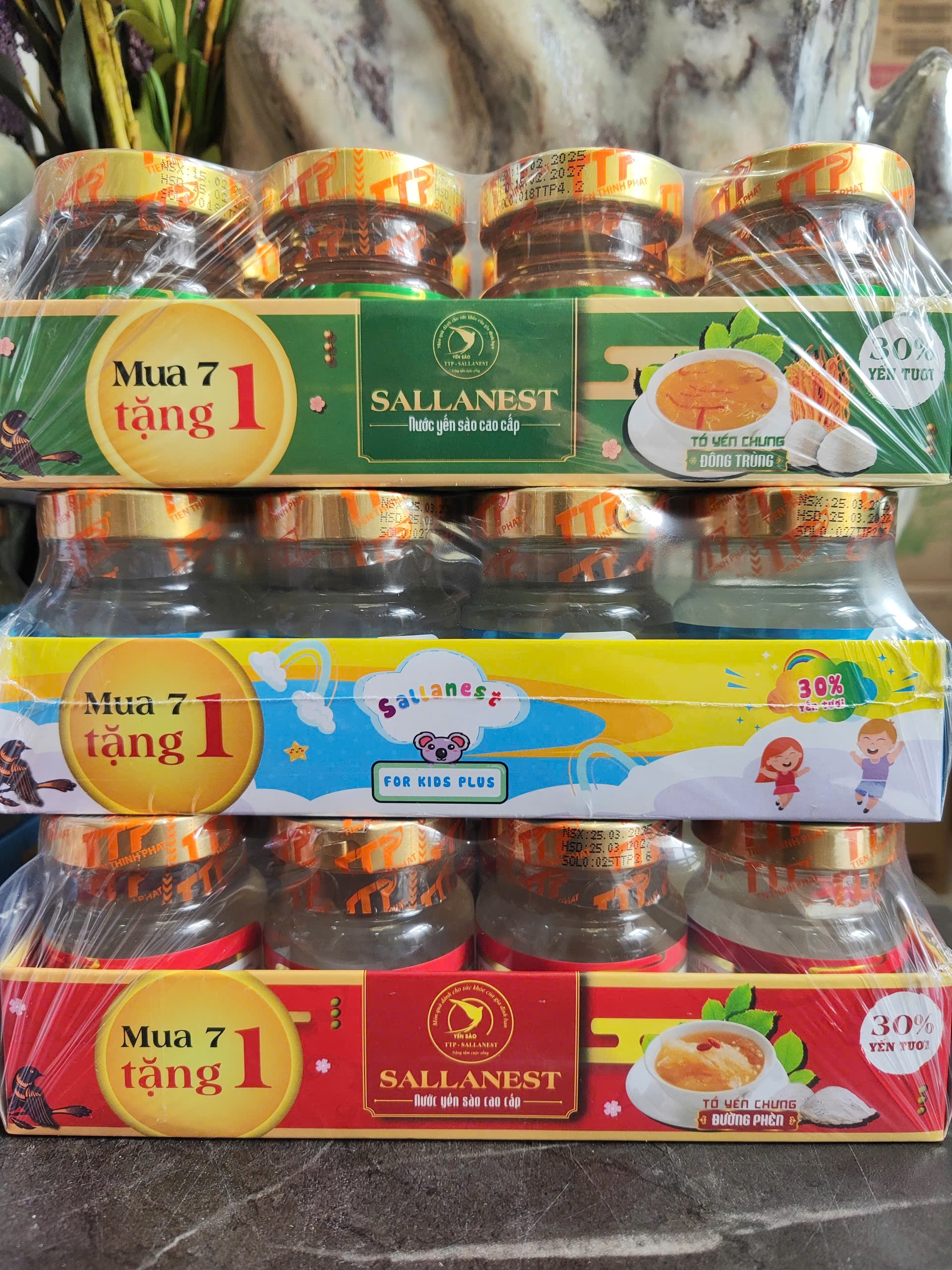  Combo 2 block Yến Sào Cao Cấp mỗi lốc 8 hủ Đông trùng hạ thảo  đường phèn  yến tươi trẻ em tốt cho sức khoẻ 