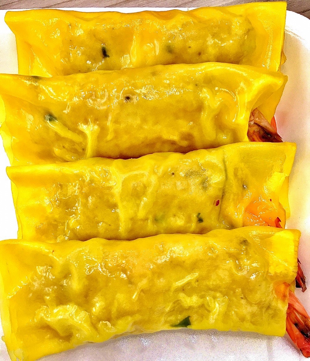 Hoành thánh xếp cuộn tôm thịt 10 bánh - 1 khay 10 bánh