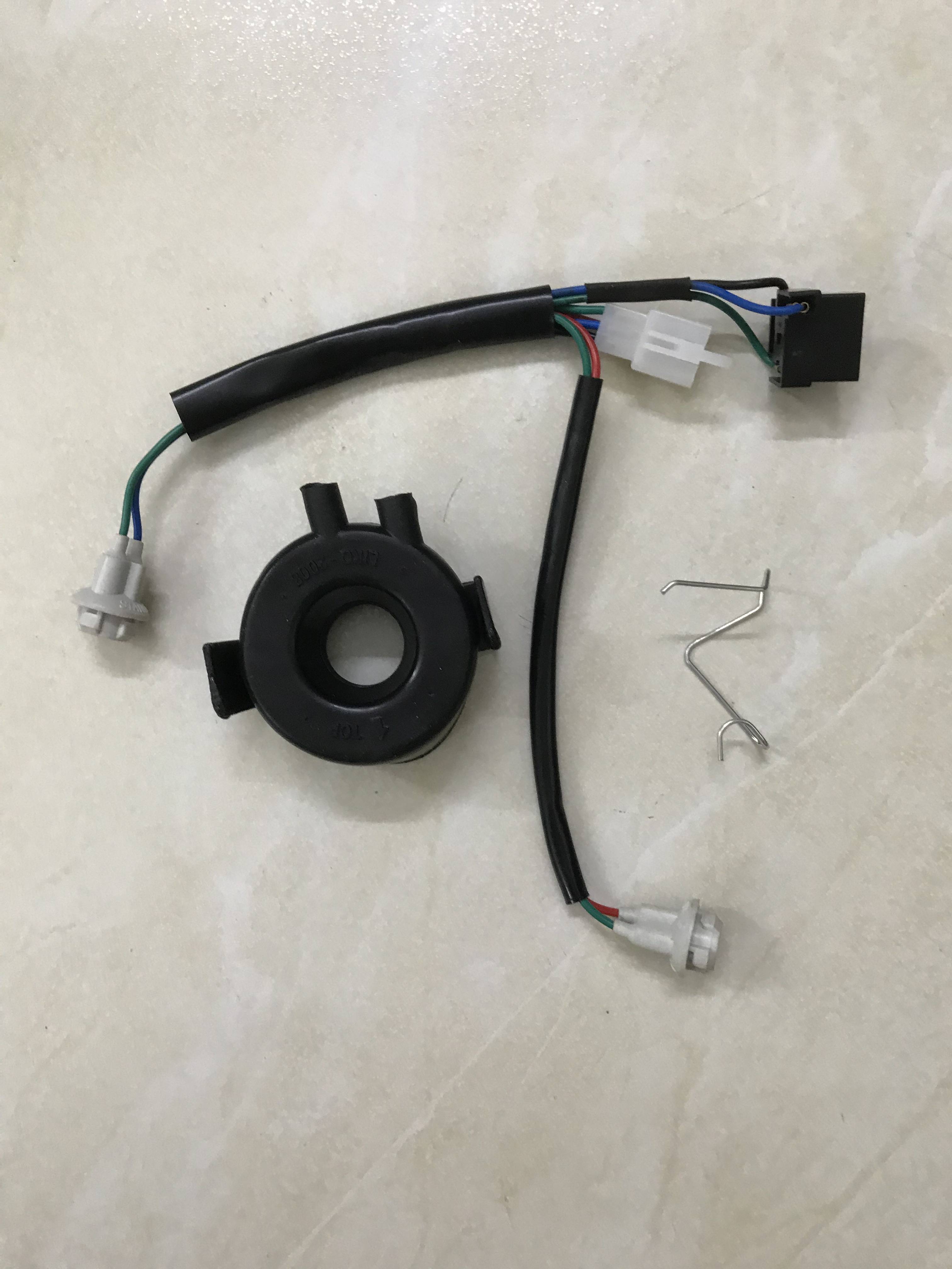 [HCM]Đuôi đèn trước RS-Sirius+chụp mũ+phe sắt ( loại tốt )