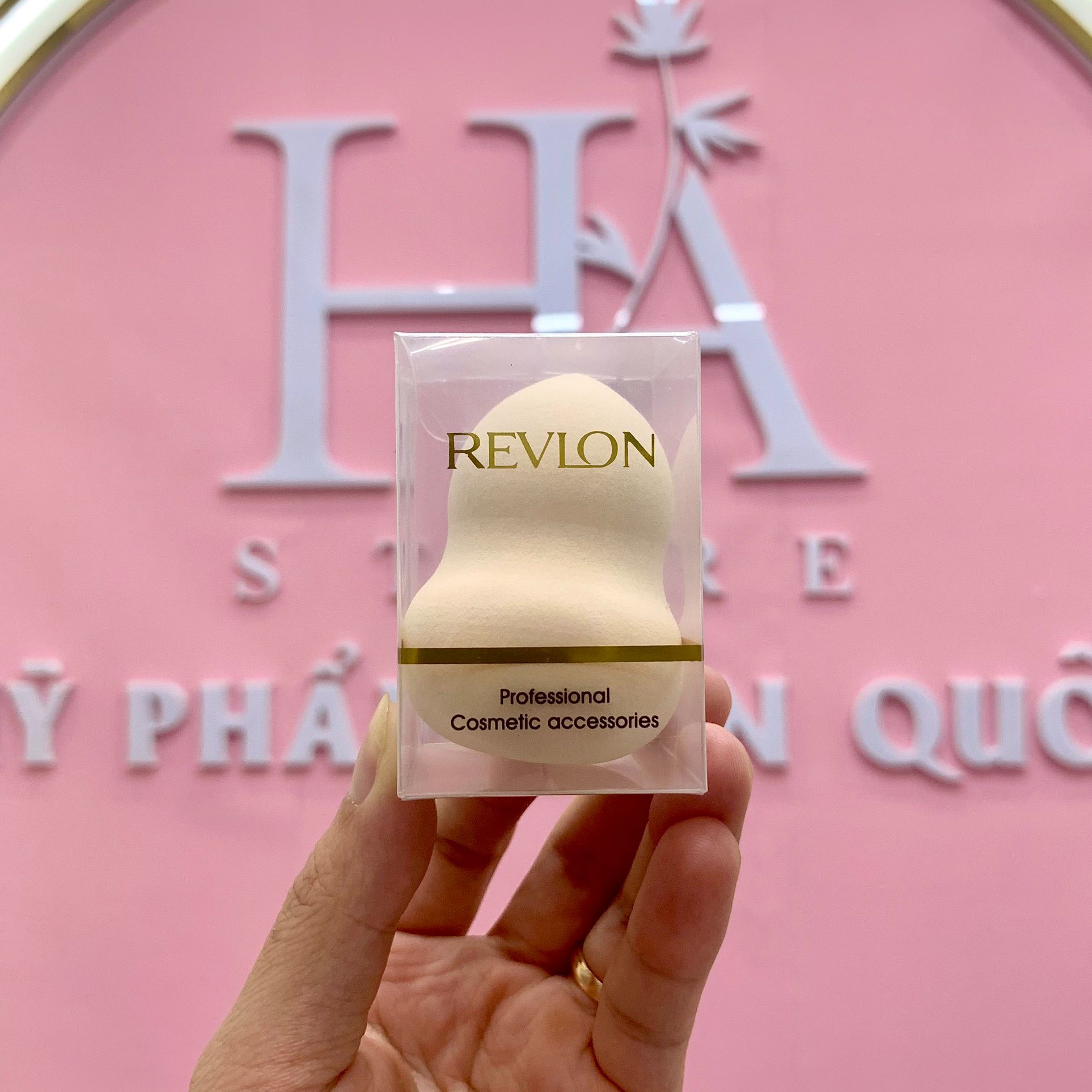 Bông Mút Tán Kem Nền Hồ Lô Revlon Professional Cosmetic Accessories
