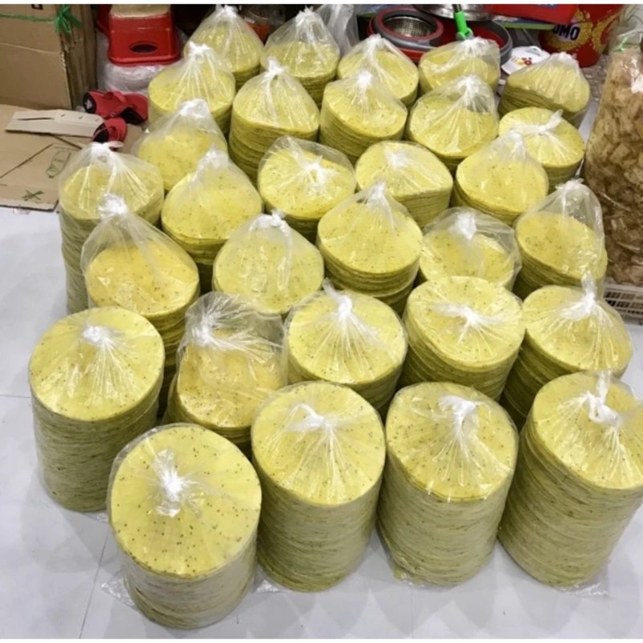 1kg bánh tráng nướng mè vàng 50k