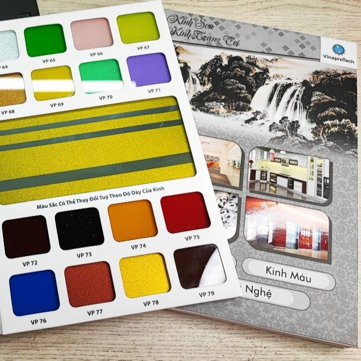 Catalog màu chuẩn nghành sơn kính vinaprotech kích thước 29x19.5x1.5cm in theo yêu cầu vina0293