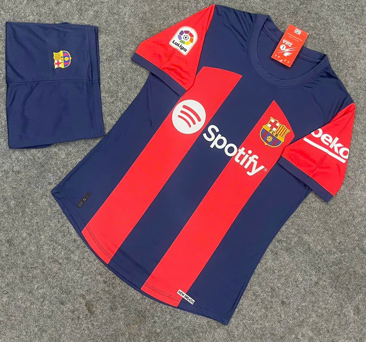 Áo bóng đá Barcelona - Bộ quần áo bóng đá các câu lạc bộ - Áo bóng đá nam nữ đẹp