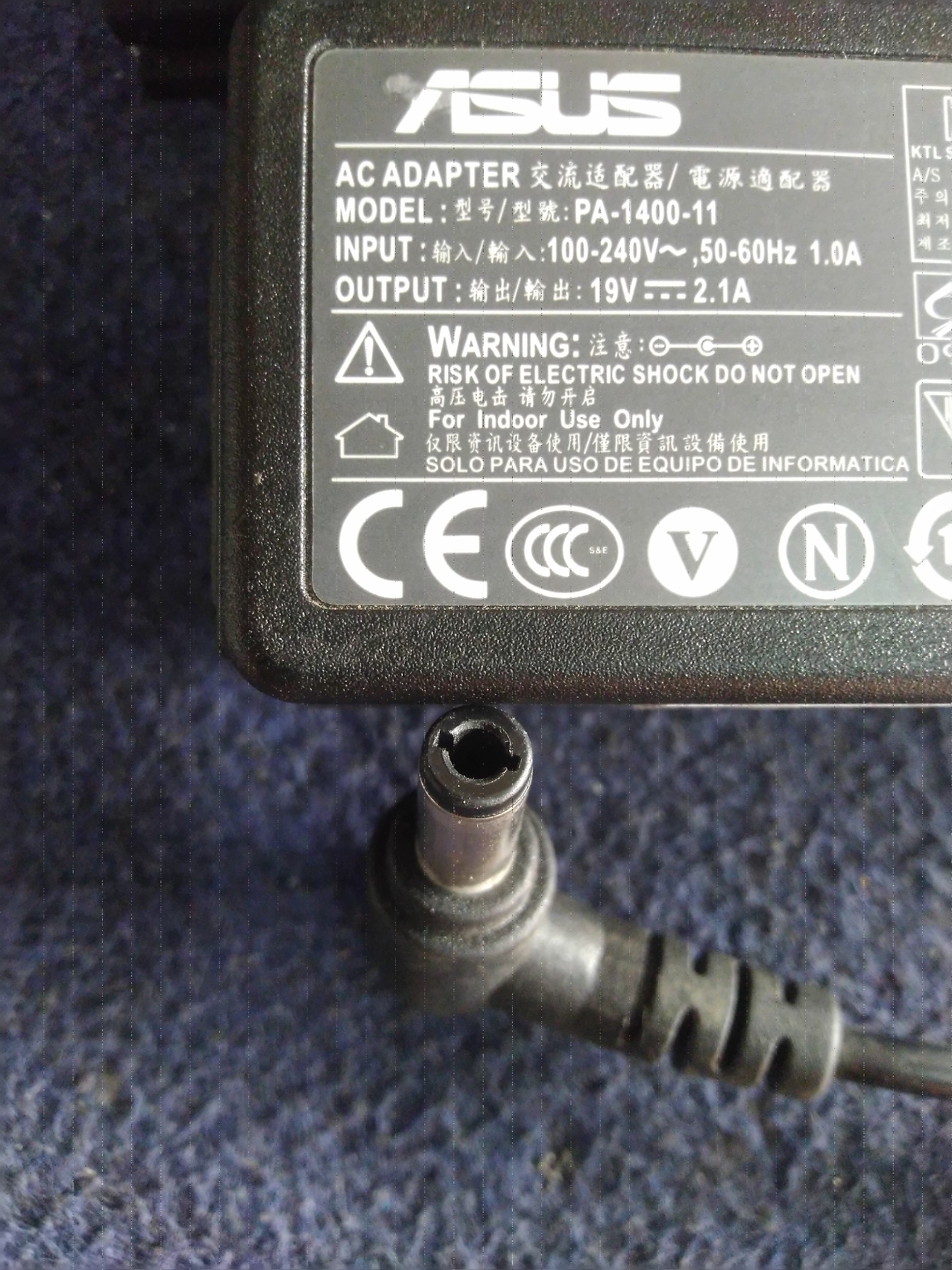 Sạc asus 19v-2.1a nguyên zin theo máy