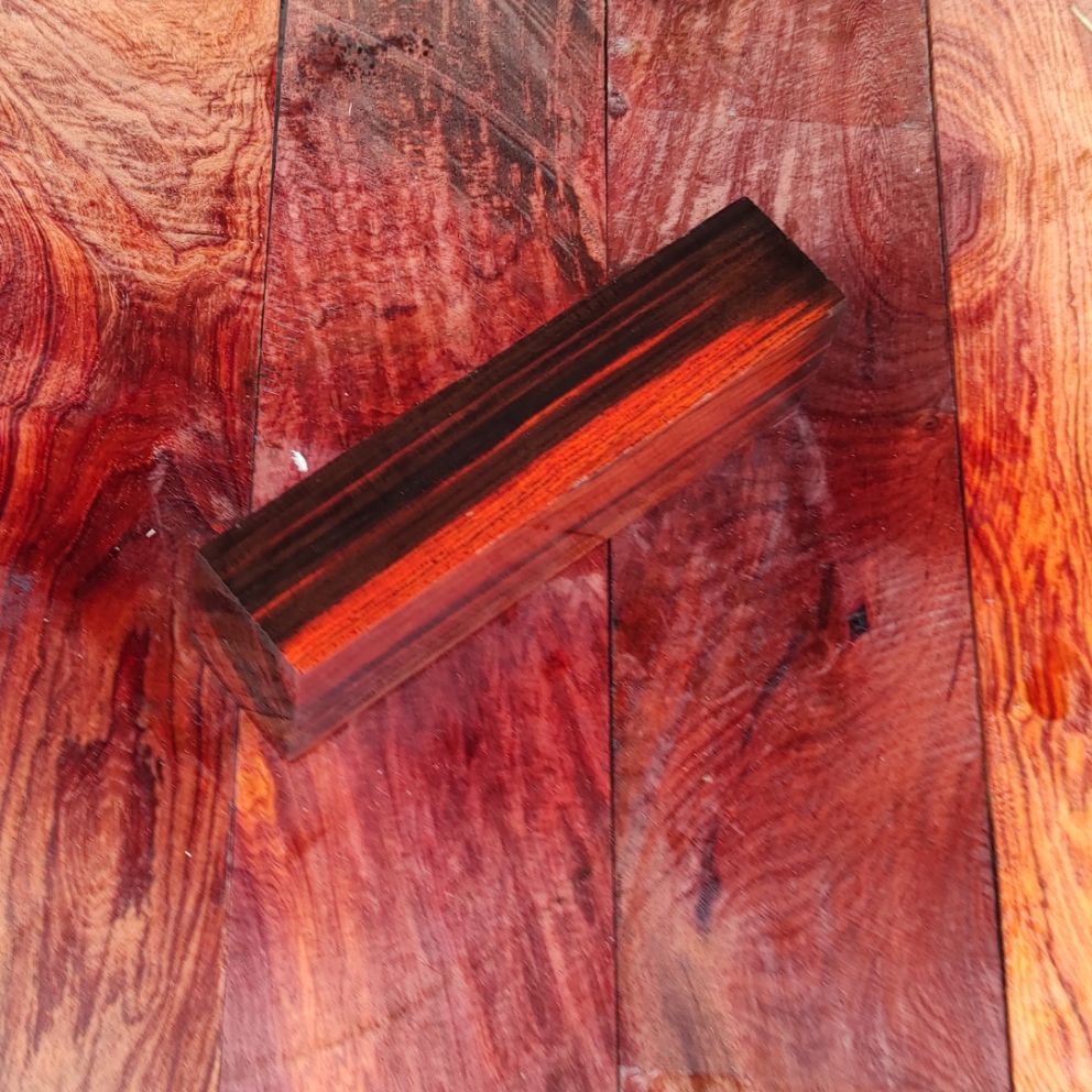 Phôi gỗ trắc đỏ đen kt 13X4X3cm