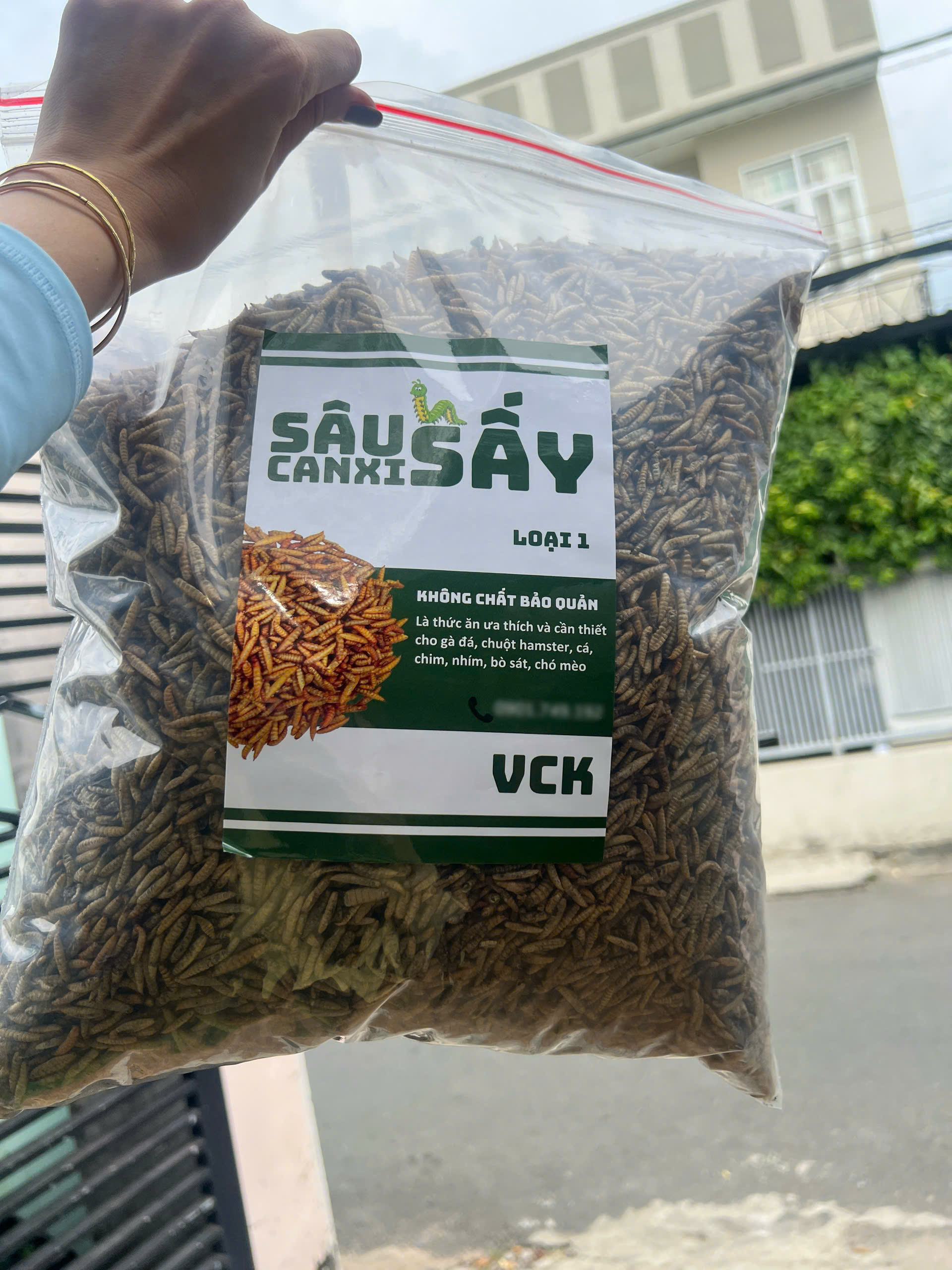  Sâu Canxi Sấy Khô 1KG Loại 1 - Thức Ăn Tiêu Hao Cho Gà Đá Chim Chuột Hamster Nhím - Phù Hợp Mọi Lứa Tuổi 