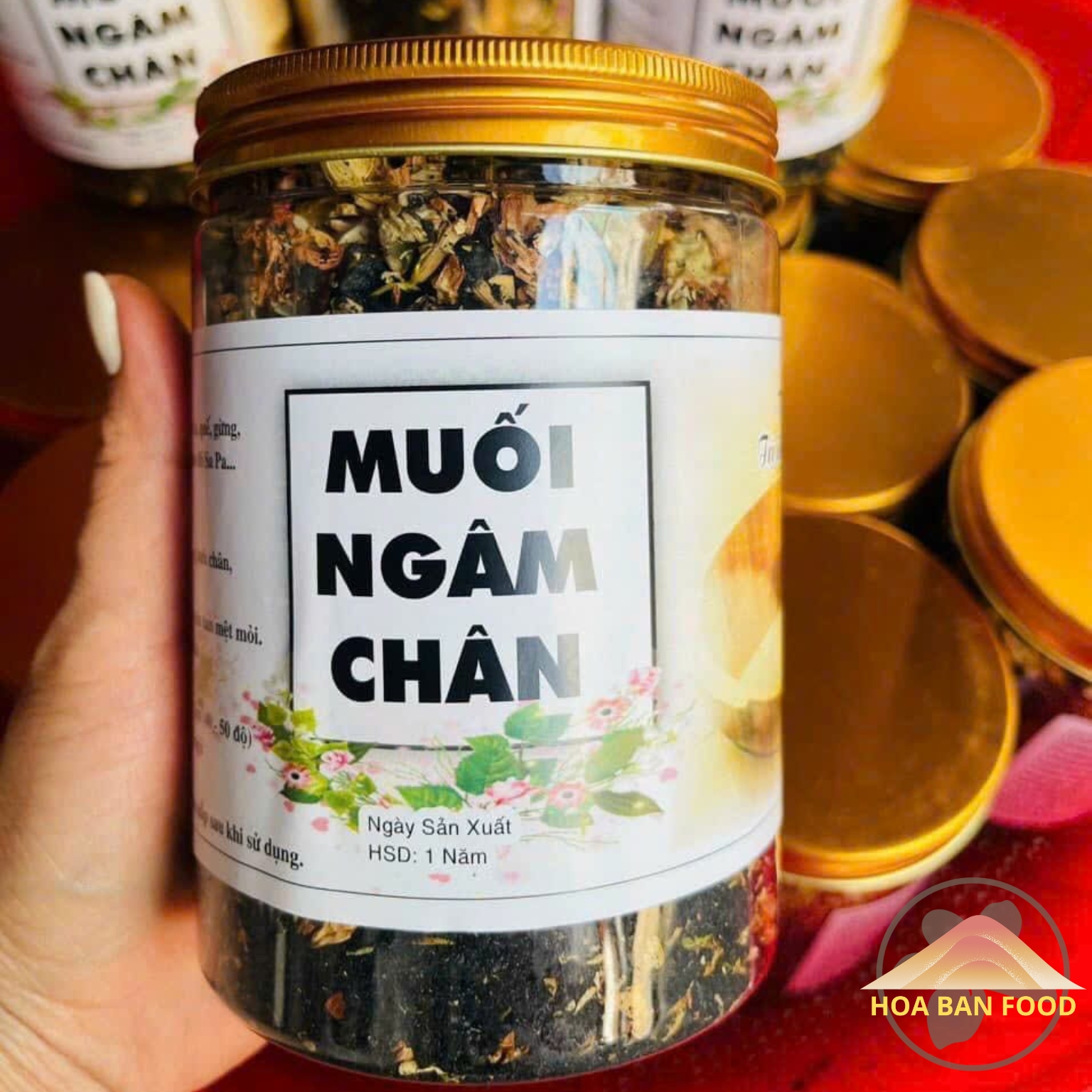 Muối ngâm chân thảo dược giúp thải độc tố, giảm đau xương khớp, thư giãn tinh thần, giảm mẩn ngứa