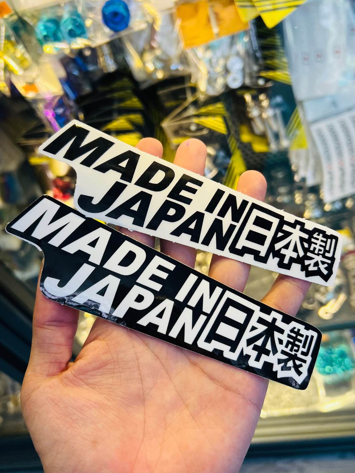 Tem decal logo sticker made in jdm loại nền trong và nền đen, tem nổi trên mọi nền xe
