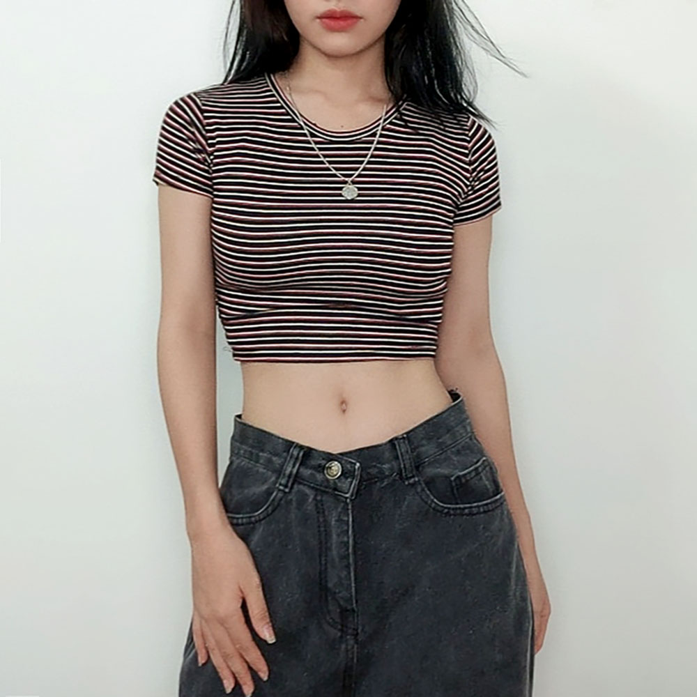 Áo crop top sọc đen ôm body RT004