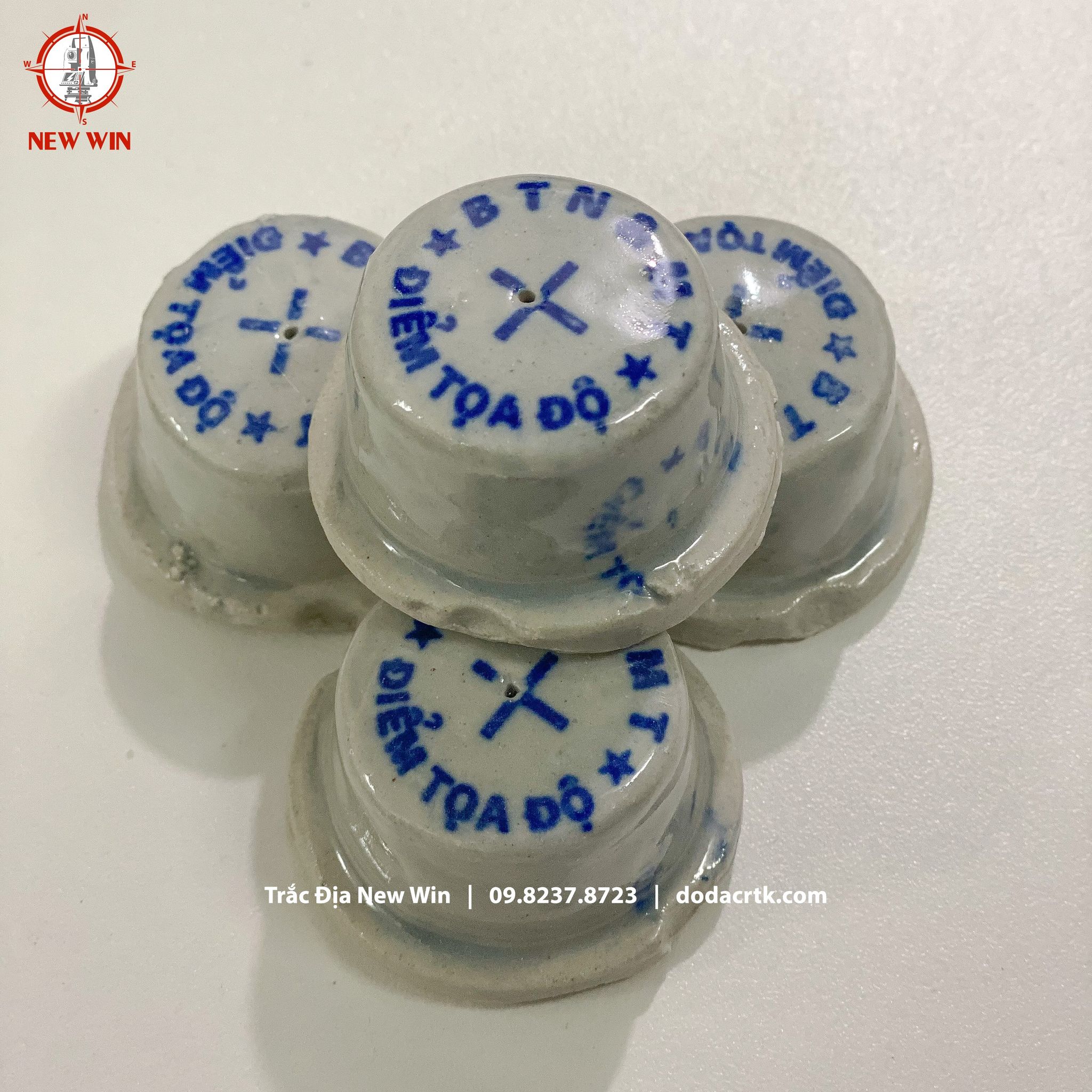 Mốc sứ trắc địa