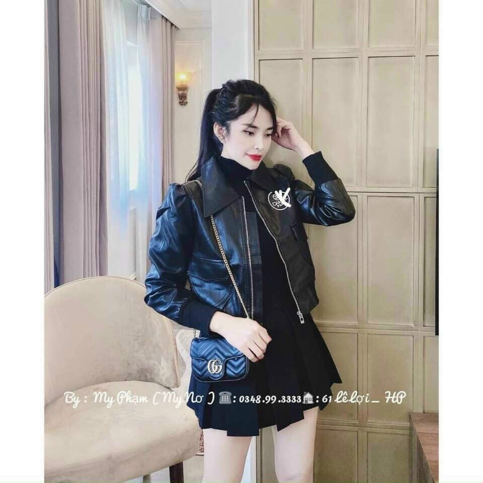 Aó khoác da nữ thêu chữ logo ngực siêu hot.ms 22.6.145