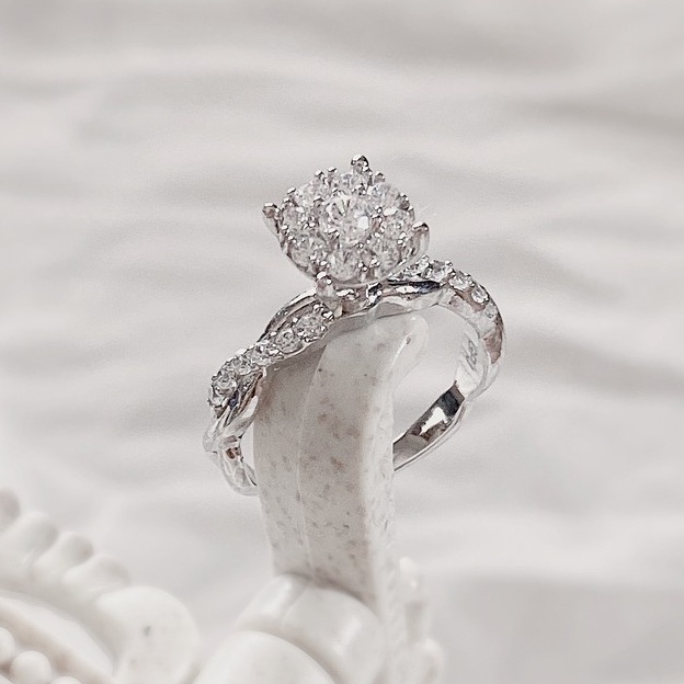 Nhẫn bạc nữ 925 FREESHIP mẫu Hadar viền xoắn 4 chấu mặt tròn đính đá xi vàng trắng