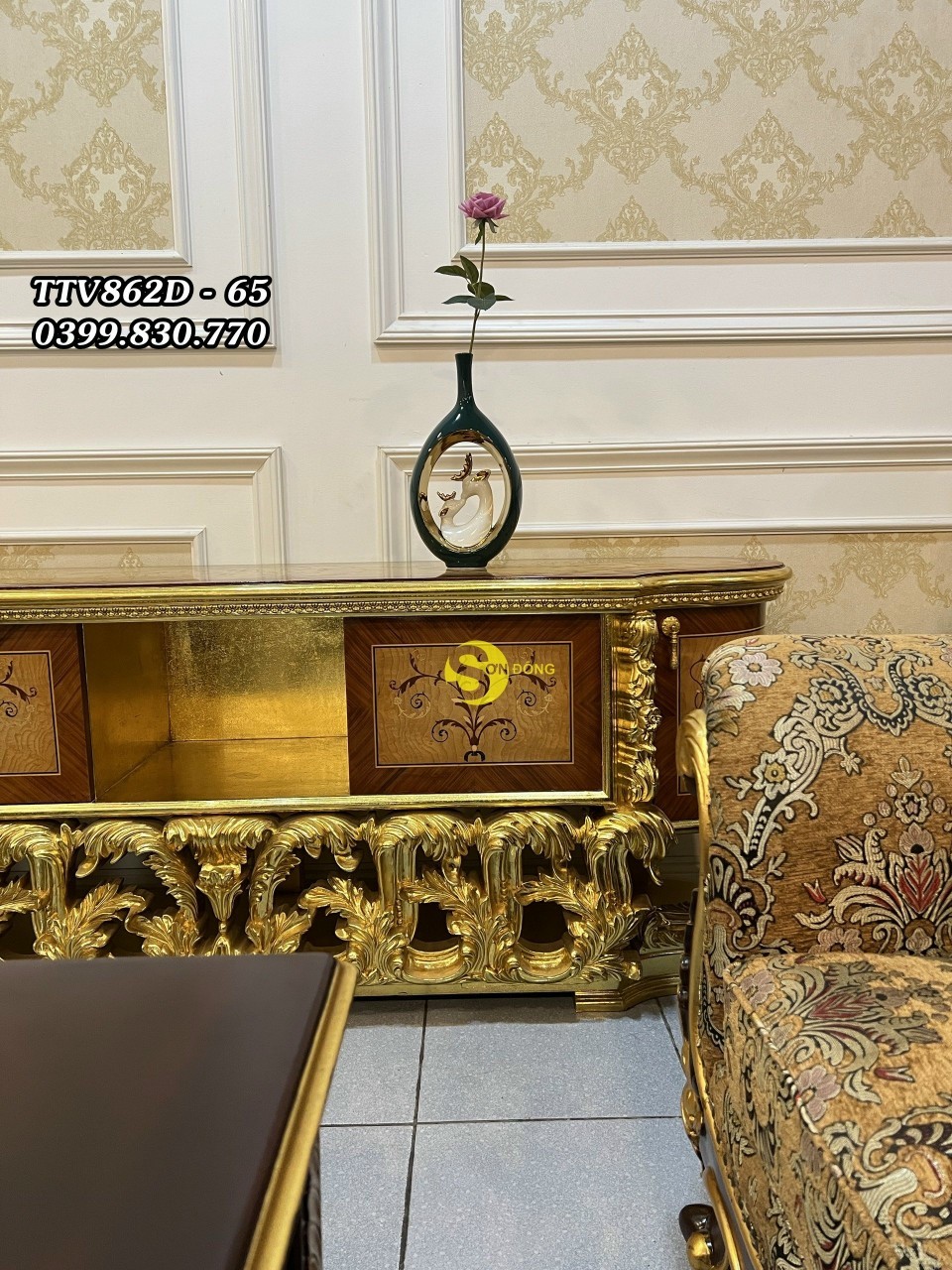 Tủ tivi cổ điển Lusso