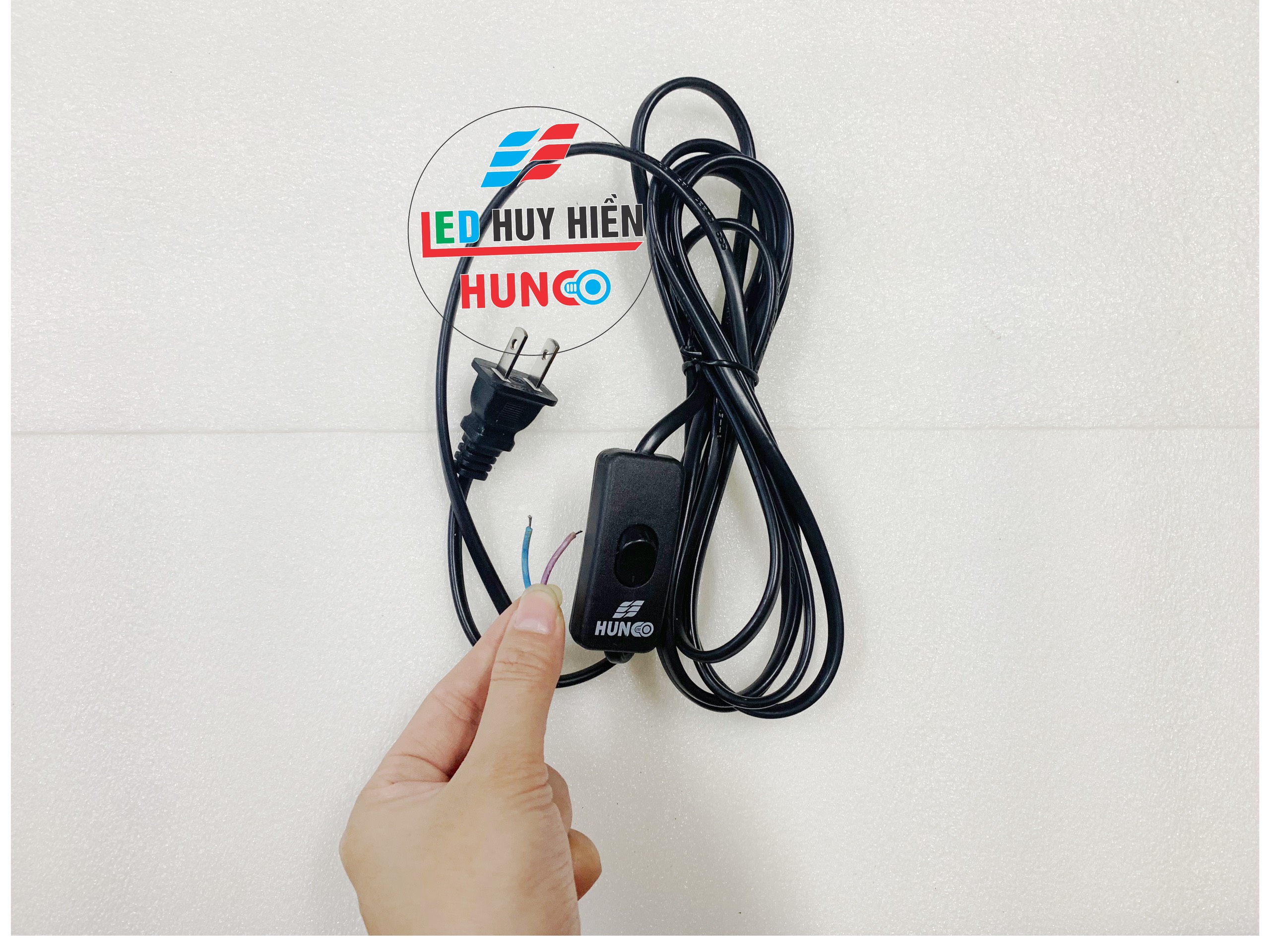 Dây điện nguồn sẵn phích cắm có công tắc, dây dài 1,8m,2m, 3m