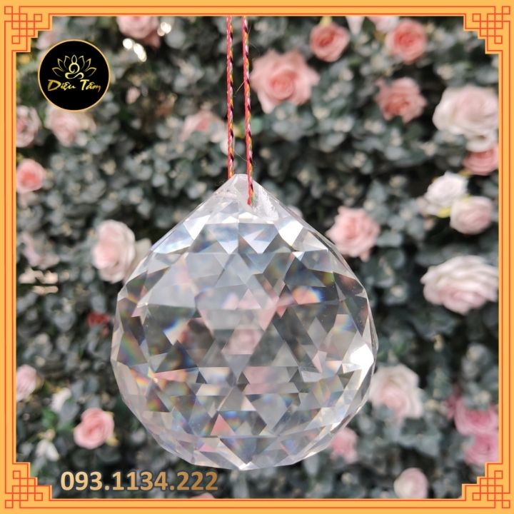 Quả cầu treo phong thuỷ màu trắng có chút lỗi nhỏ