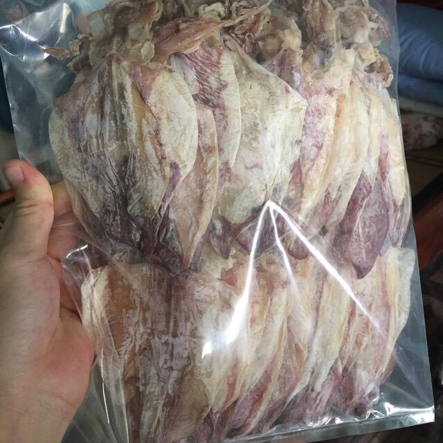 Nửa kg mực khô mini ngon ngọt như hình