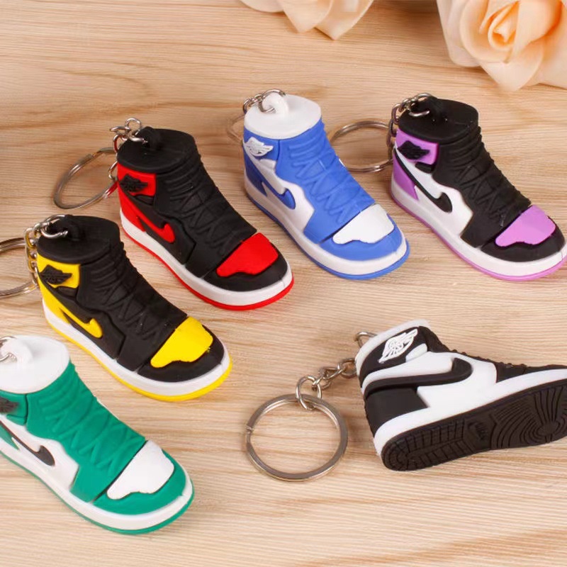Mốc khoá sneaner 3d hình giày nike