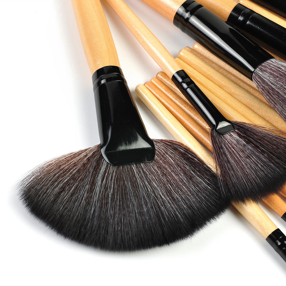 Bộ cọ trang điểm 24 cây