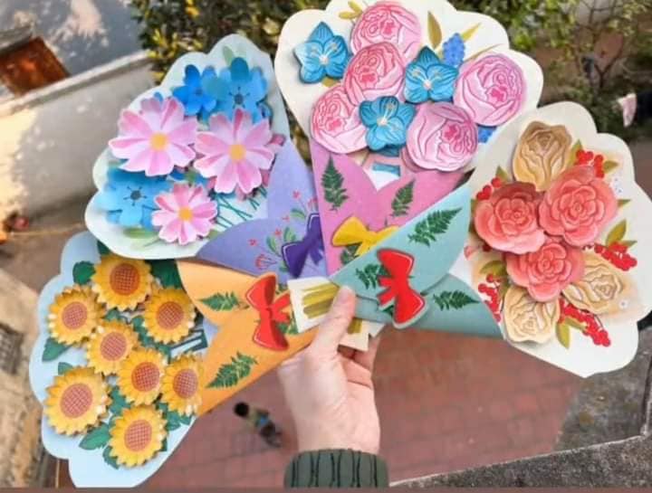 Thiệp 3D giấy hình bó hoa . Thiệp có 8 hoa rời. . Thiệp sinh nhật, Thiệp chúc mừng.