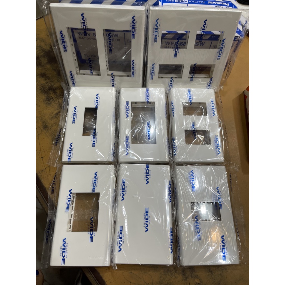 Hộp các mặt hạt ổ cắm panasonic Wide