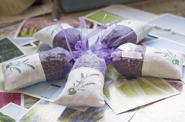 [HCM]Túi thơm đuổi muỗi khử mùi hương Lavender để phòng ngủ xe hơi tiện dụng tui thom tien dung dung moi luc moi noi